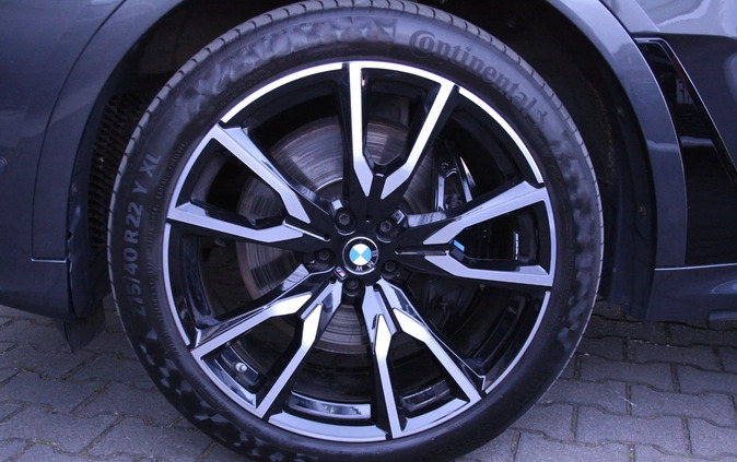 BMW X7 cena 377900 przebieg: 87900, rok produkcji 2021 z Toruń małe 497